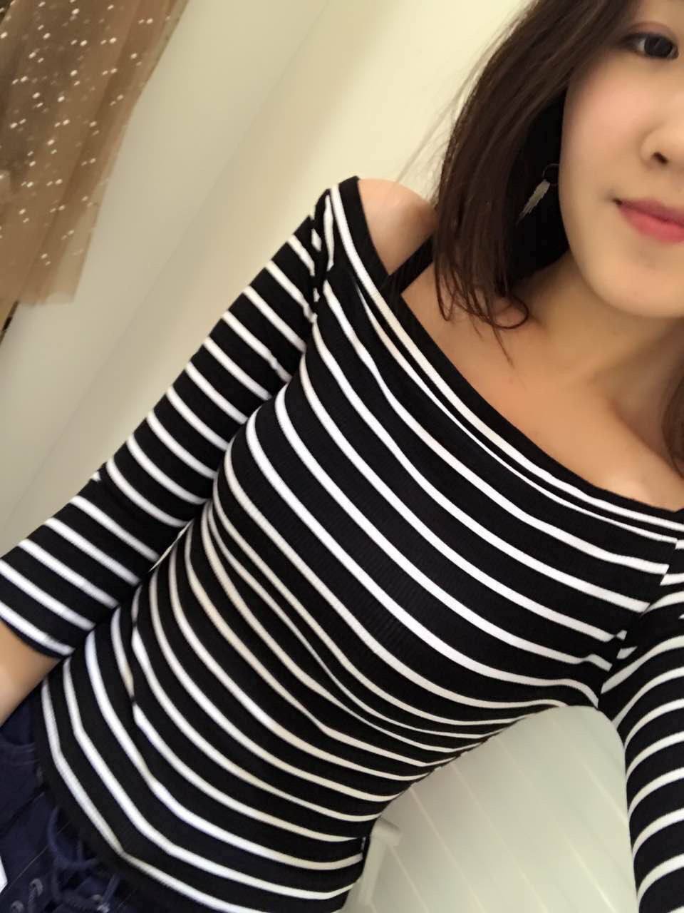 单位里的00后反差母狗人妻